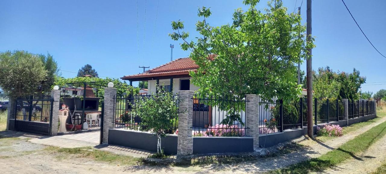 הוילה Nea Kallikrateia Haus מראה חיצוני תמונה